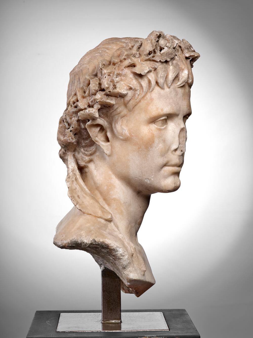 Bust of Augustus crowned with oak leaves