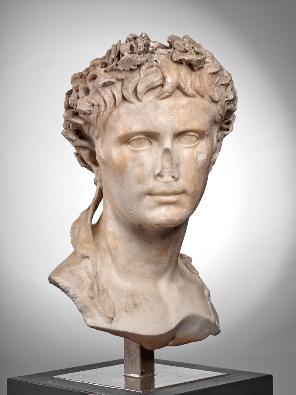 Bust of Augustus crowned with oak leaves